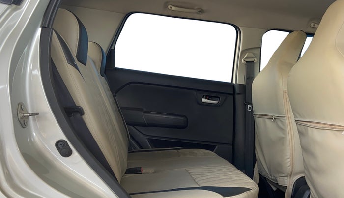 2020 Maruti New Wagon-R VXI (O) 1.0, Petrol, Manual, 96,325 km, Right Side Rear Door Cabin