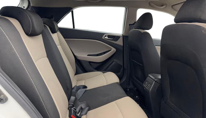 2015 Hyundai Elite i20 ASTA 1.2, Petrol, Manual, 91,626 km, Right Side Rear Door Cabin