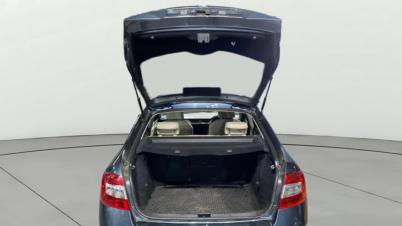 2019 Skoda Octavia 2.0 TDI CR STYLE AT, Diesel, Automatic, 47,250 km, Boot Open Zoomed View
