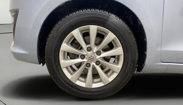 2014 Maruti Ertiga ZDI, Diesel, Manual, 77,782 km, Left Front Wheel