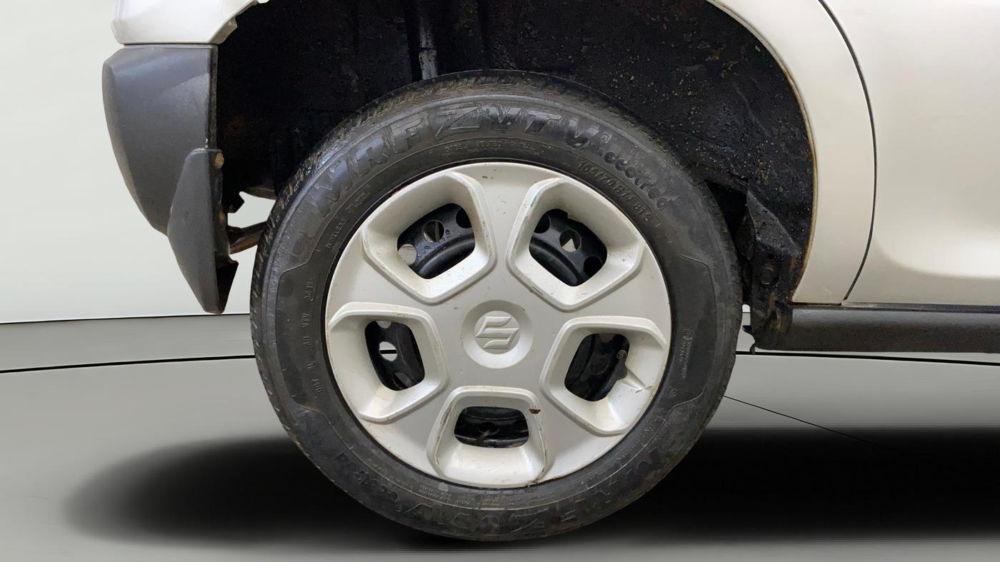2019 Maruti S PRESSO VXI, Petrol, Manual, 36,849 km, Right Rear Wheel