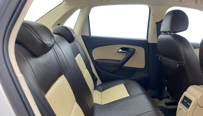 2017 Volkswagen Ameo HIGHLINE DSG 1.5 DIESEL , Diesel, Automatic, 90,208 km, Right Side Rear Door Cabin