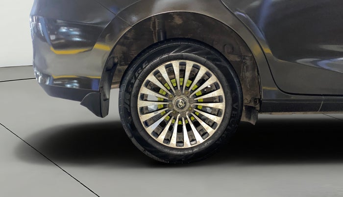 2022 Honda Amaze 1.2L I-VTEC S, Petrol, Manual, 20,831 km, Right Rear Wheel