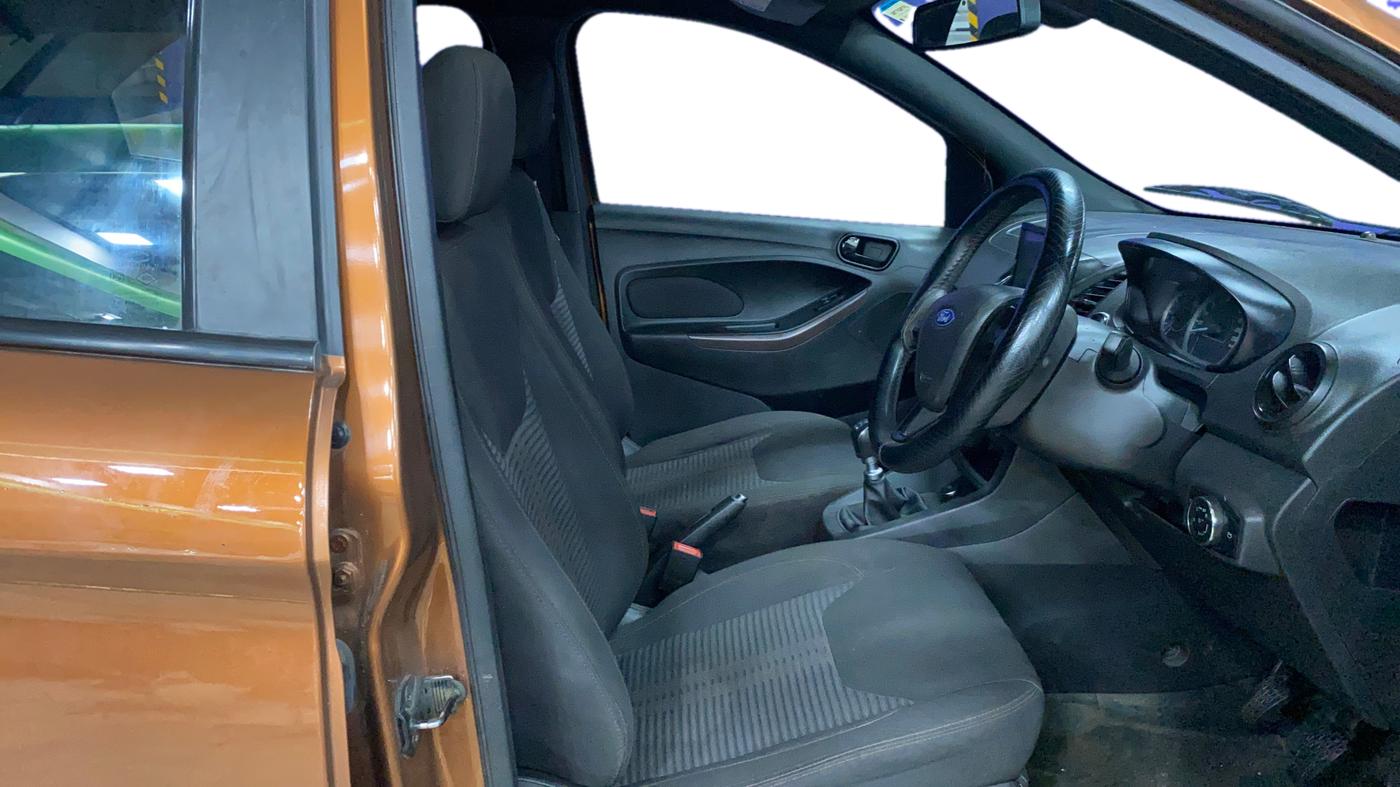 2021 Ford FREESTYLE TITANIUM PLUS 1.5 DIESEL, Diesel, Manual, 1,00,671 km, Right Side Front Door Cabin