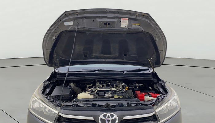 2018 Toyota Innova Crysta 2.4 GX 8 STR, Diesel, Manual, 1,06,871 km, Open Bonet