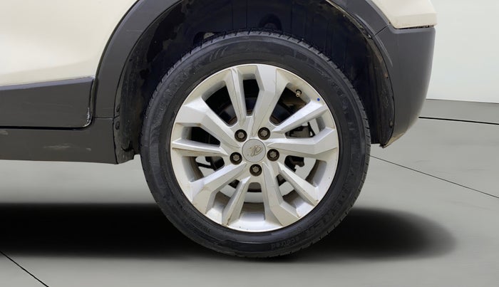 2019 Mahindra XUV300 W8 1.2 PETROL, Petrol, Manual, 82,081 km, Left Rear Wheel