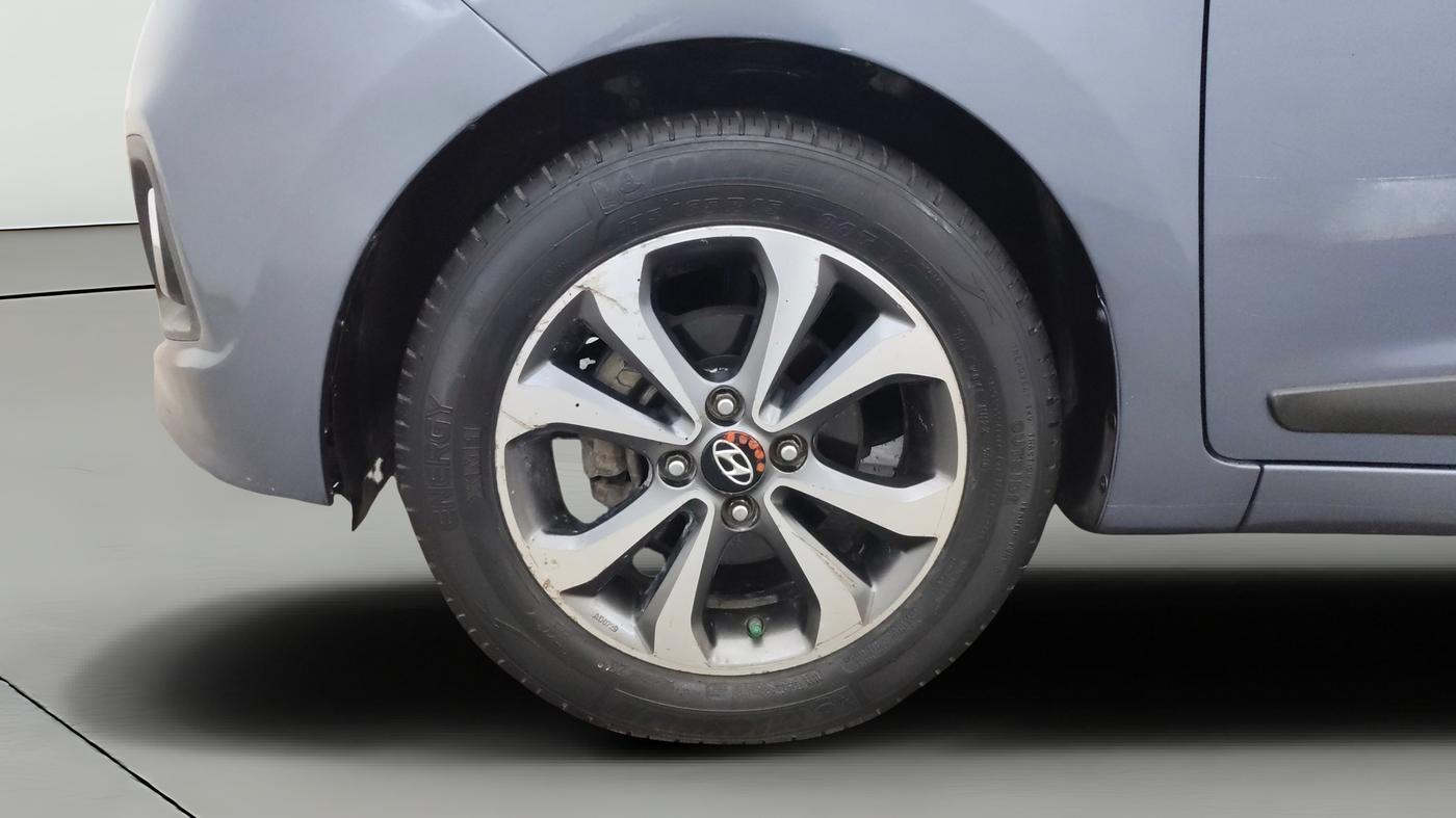 2014 Hyundai Xcent SX 1.2 (O), Petrol, Manual, 1,20,866 km, Left Front Wheel