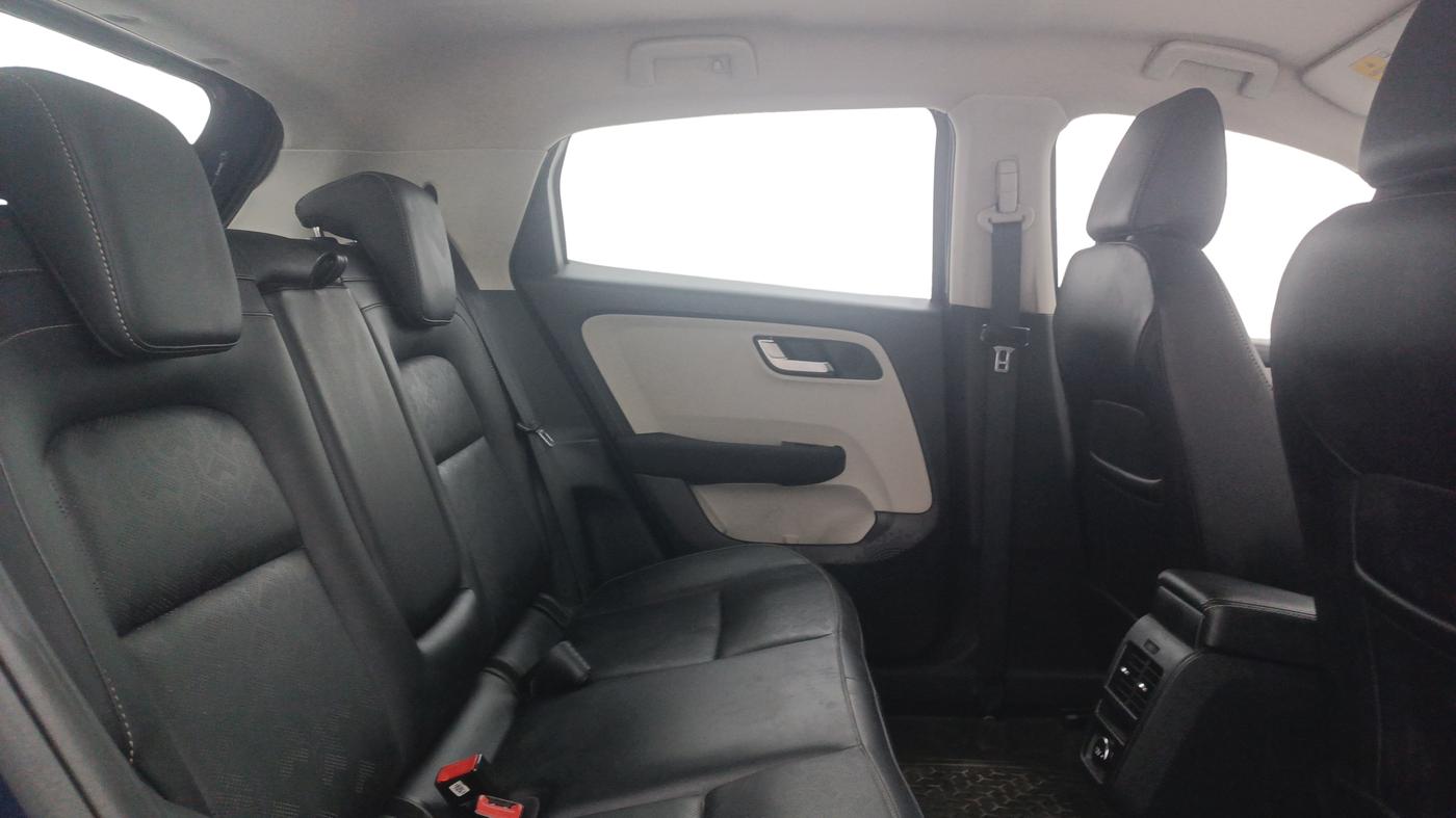 2022 Tata ALTROZ XZA PLUS, Petrol, Automatic, 20,377 km, Right Side Rear Door Cabin