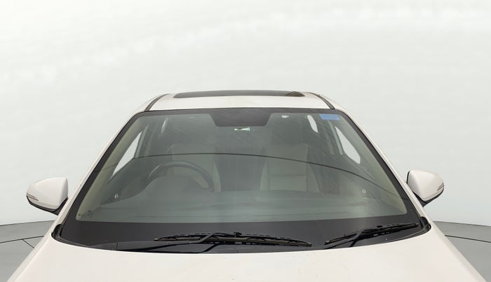 2018 Hyundai Verna 1.6 VTVT SX O, Petrol, Manual, 95,937 km, Front Windshield