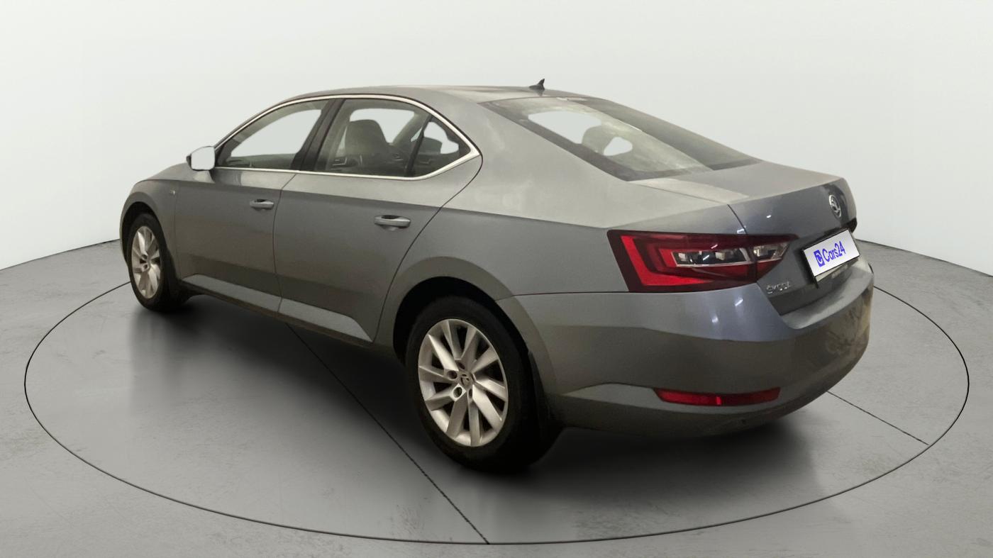 2017 Skoda Superb L&K 1.8 TSI AT, Petrol, Automatic, 47,070 km, Left Back Diagonal