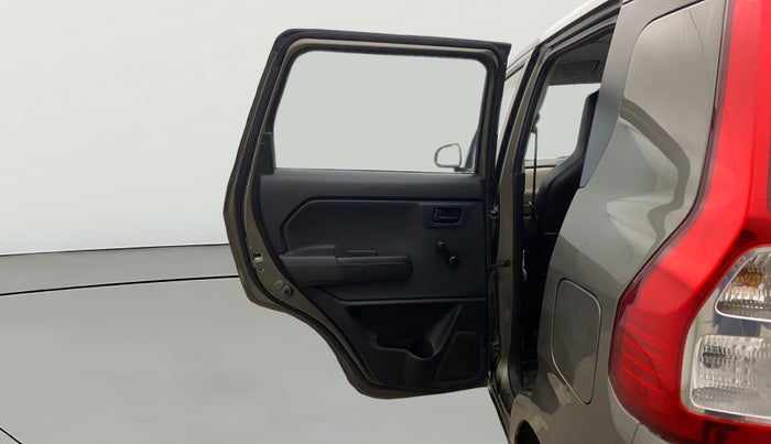 2021 Maruti New Wagon-R LXI CNG (O) 1.0, CNG, Manual, 55,225 km, LHS Rear Door