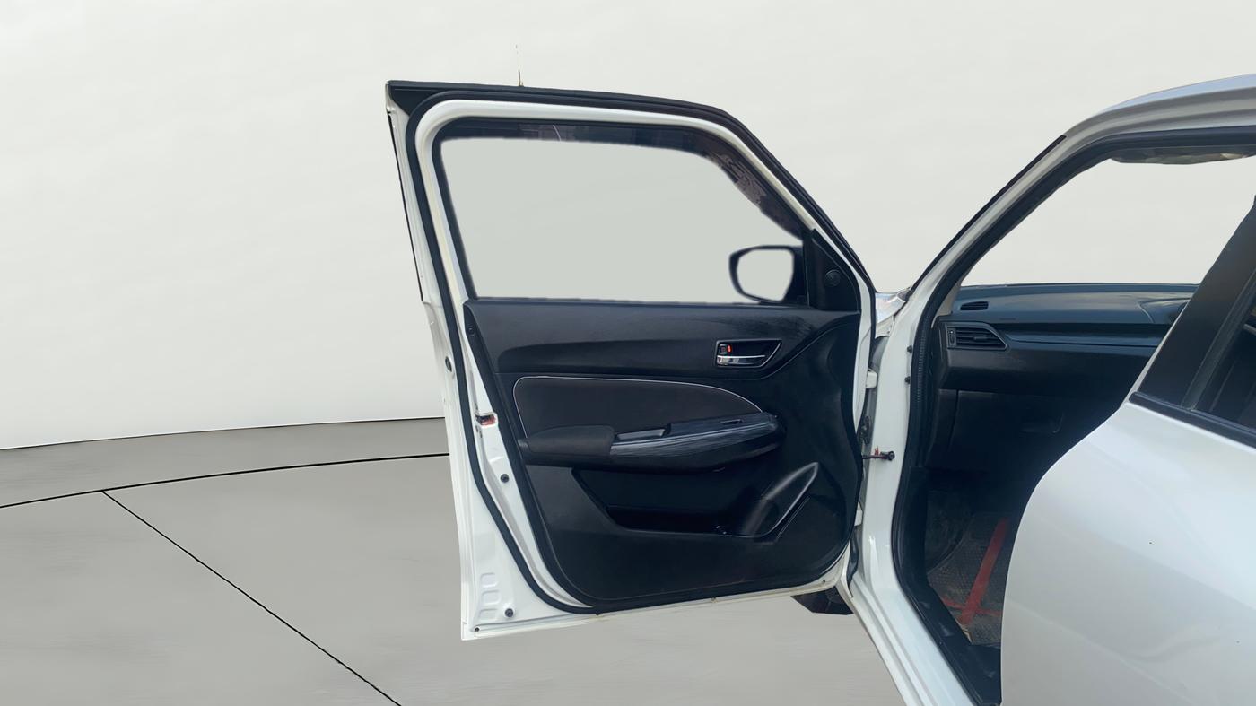 2023 Maruti Swift VXI AMT, Petrol, Automatic, 44,231 km, LHS Front Door