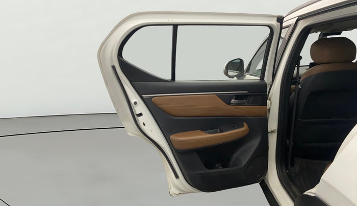 2023 Honda ELEVATE ZX MT, Petrol, Manual, 14,875 km, LHS Rear Door