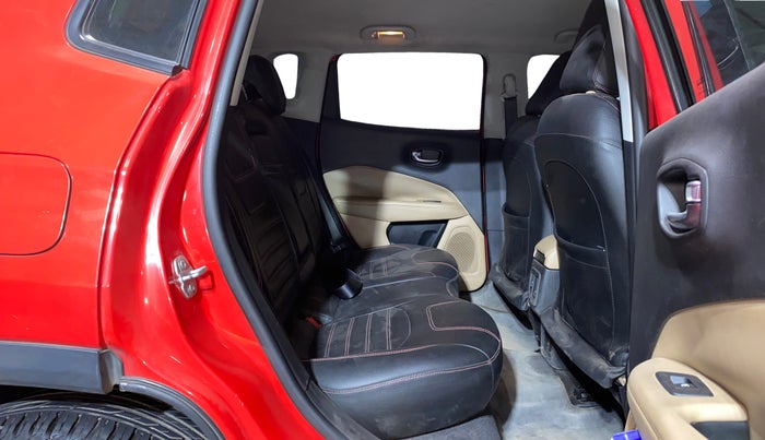 2018 Jeep Compass LONGITUDE 2.0 DIESEL, Diesel, Manual, 39,388 km, Right Side Rear Door Cabin