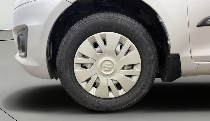 2014 Maruti Swift LXI (O), Petrol, Manual, 67,208 km, Left Front Wheel