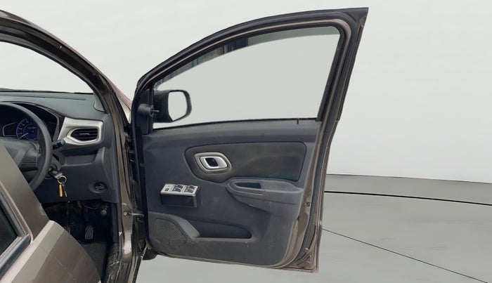 2021 Datsun Redi Go T, Petrol, Manual, 75,534 km, RHS Front Door