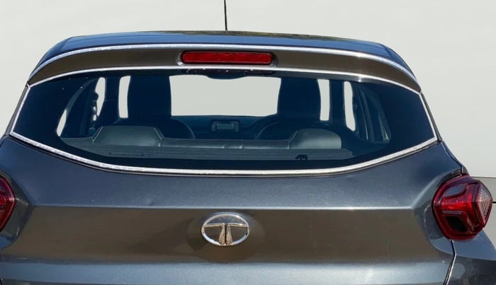 2022 Tata PUNCH ADVENTURE MT, Petrol, Manual, 35,905 km, Rear Windshield