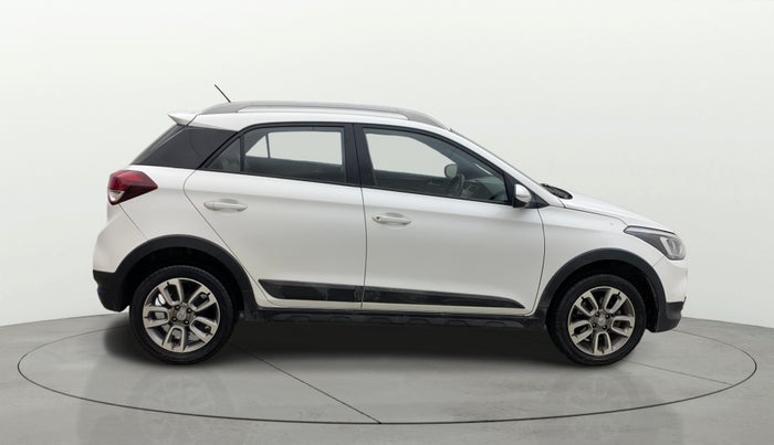 2017 Hyundai i20 Active 1.4 S, Diesel, Manual, 1,34,629 km, Right Side View