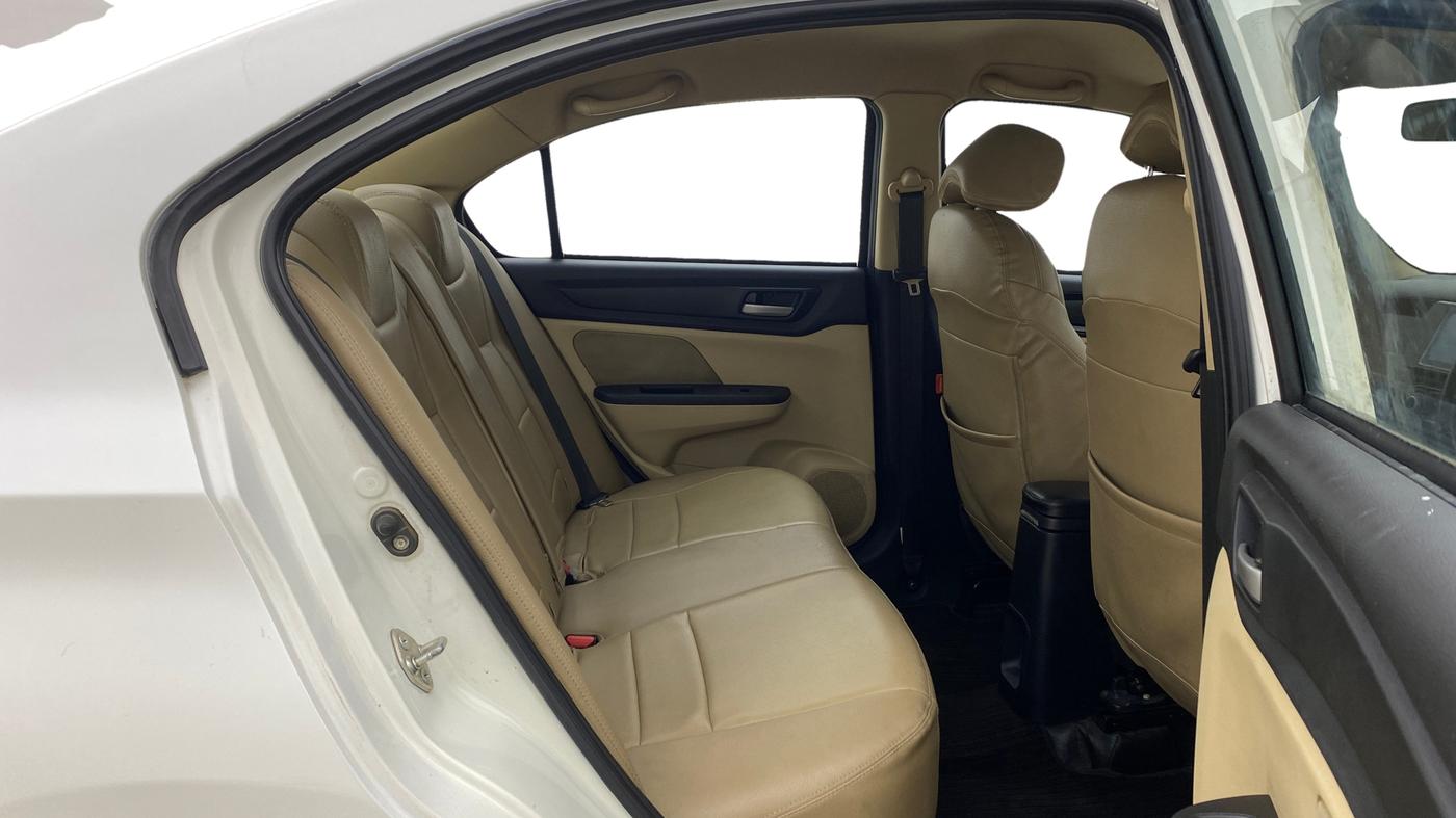 2019 Honda Amaze 1.2L I-VTEC VX CVT, Petrol, Automatic, 70,444 km, Right Side Rear Door Cabin