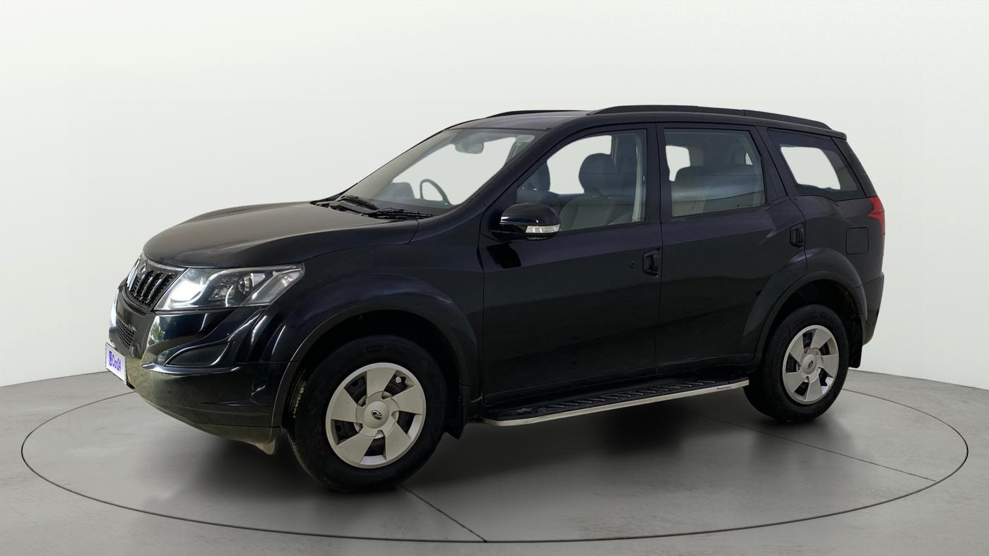 2017 Mahindra XUV500 W6 AT, Diesel, Automatic, 47,388 km, Left Front Diagonal