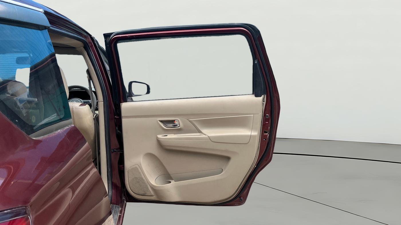 2019 Maruti Ertiga VDI 1.5, Diesel, Manual, 1,24,999 km, RHS Rear Door