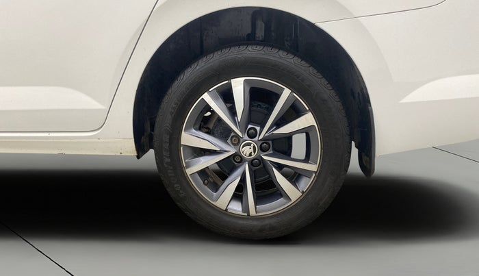 2022 Skoda SLAVIA STYLE 1.5L TSI DSG, Petrol, Automatic, 33,388 km, Left Rear Wheel