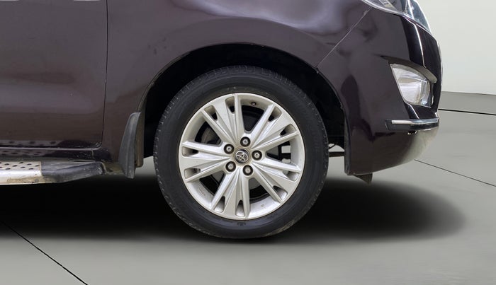 2016 Toyota Innova Crysta 2.8 ZX AT 7 STR, Diesel, Automatic, 57,258 km, Right Front Wheel