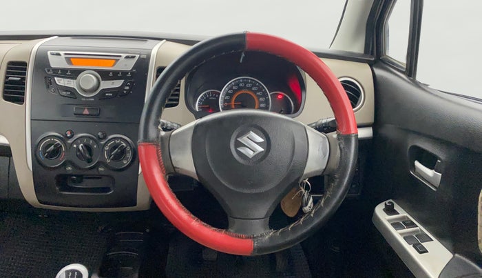2015 Maruti Wagon R 1.0 VXI, Petrol, Manual, 73,079 km, Steering Wheel Close Up