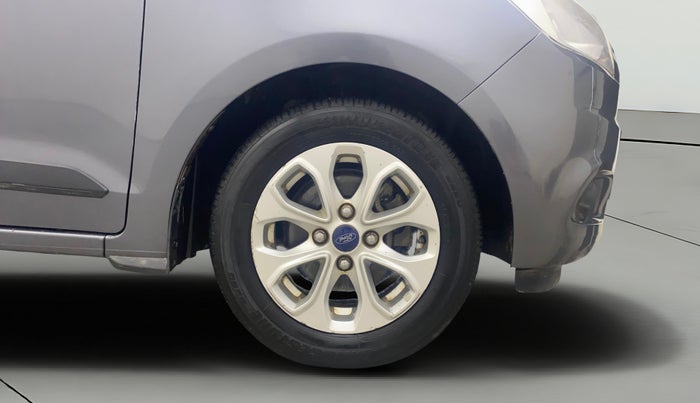 2016 Ford Figo Aspire TITANIUM 1.2 PETROL, Petrol, Manual, 43,432 km, Right Front Wheel