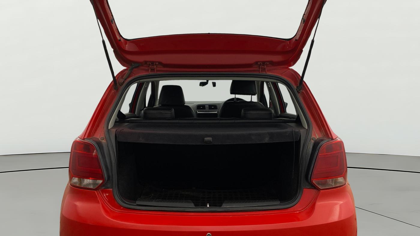 2017 Volkswagen Polo COMFORTLINE 1.2L, Petrol, Manual, 55,774 km, Boot Open Zoomed View