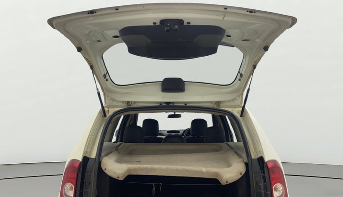 2014 Renault Duster 85 PS RXL DIESEL, Diesel, Manual, 1,15,074 km, Boot Door Open