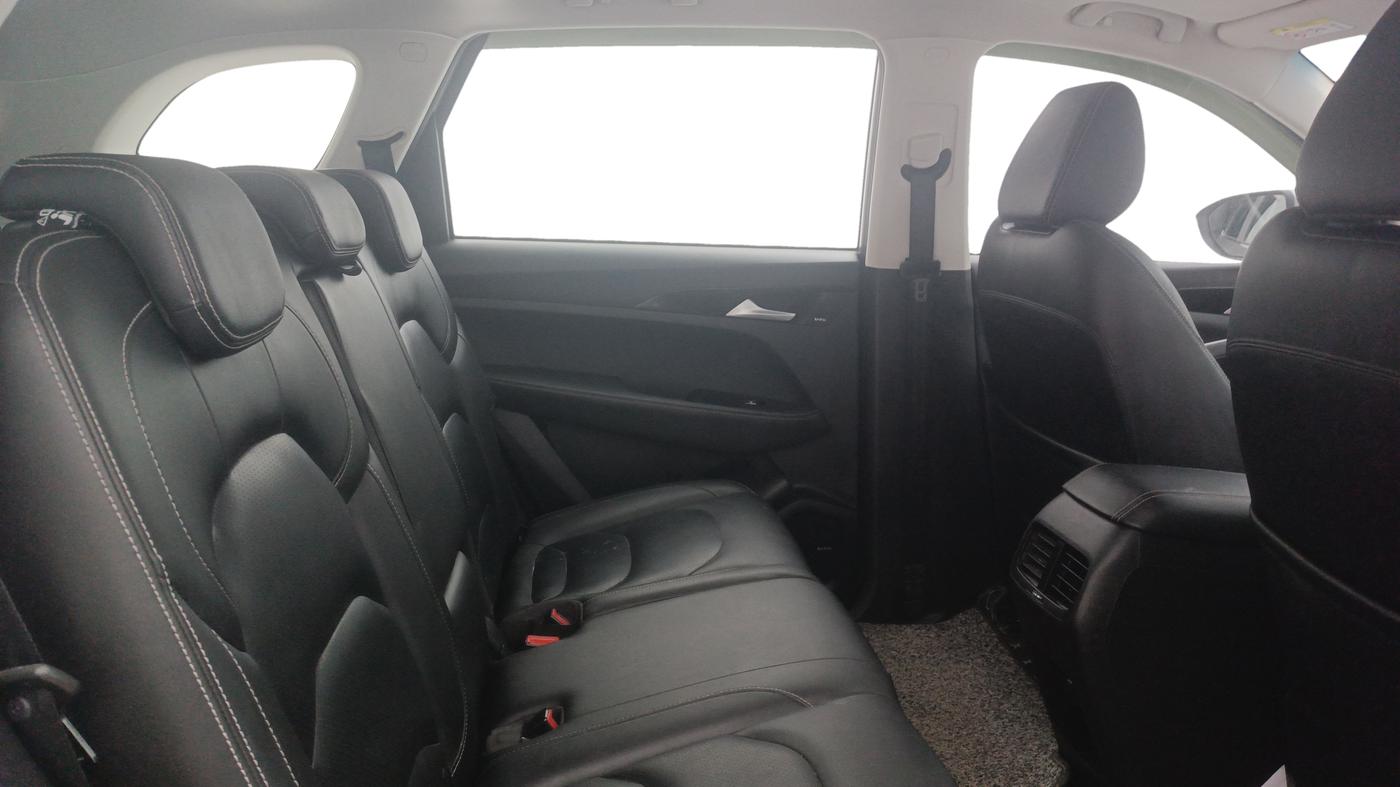 2020 MG HECTOR SHARP 1.5 DCT PETROL, Petrol, Automatic, 60,802 km, Right Side Rear Door Cabin
