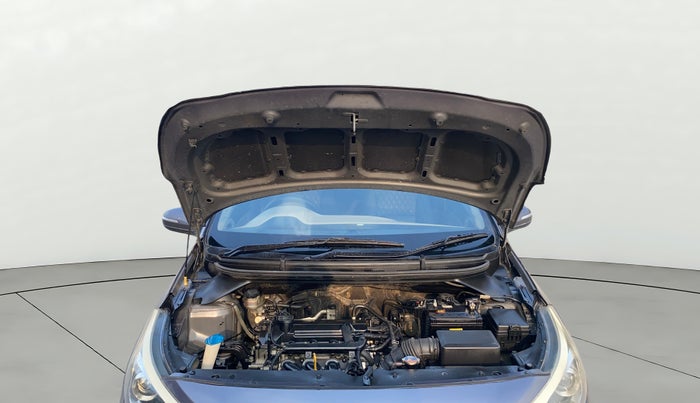 2017 Hyundai Elite i20 ASTA 1.2 (O), Petrol, Manual, 1,01,369 km, Open Bonet