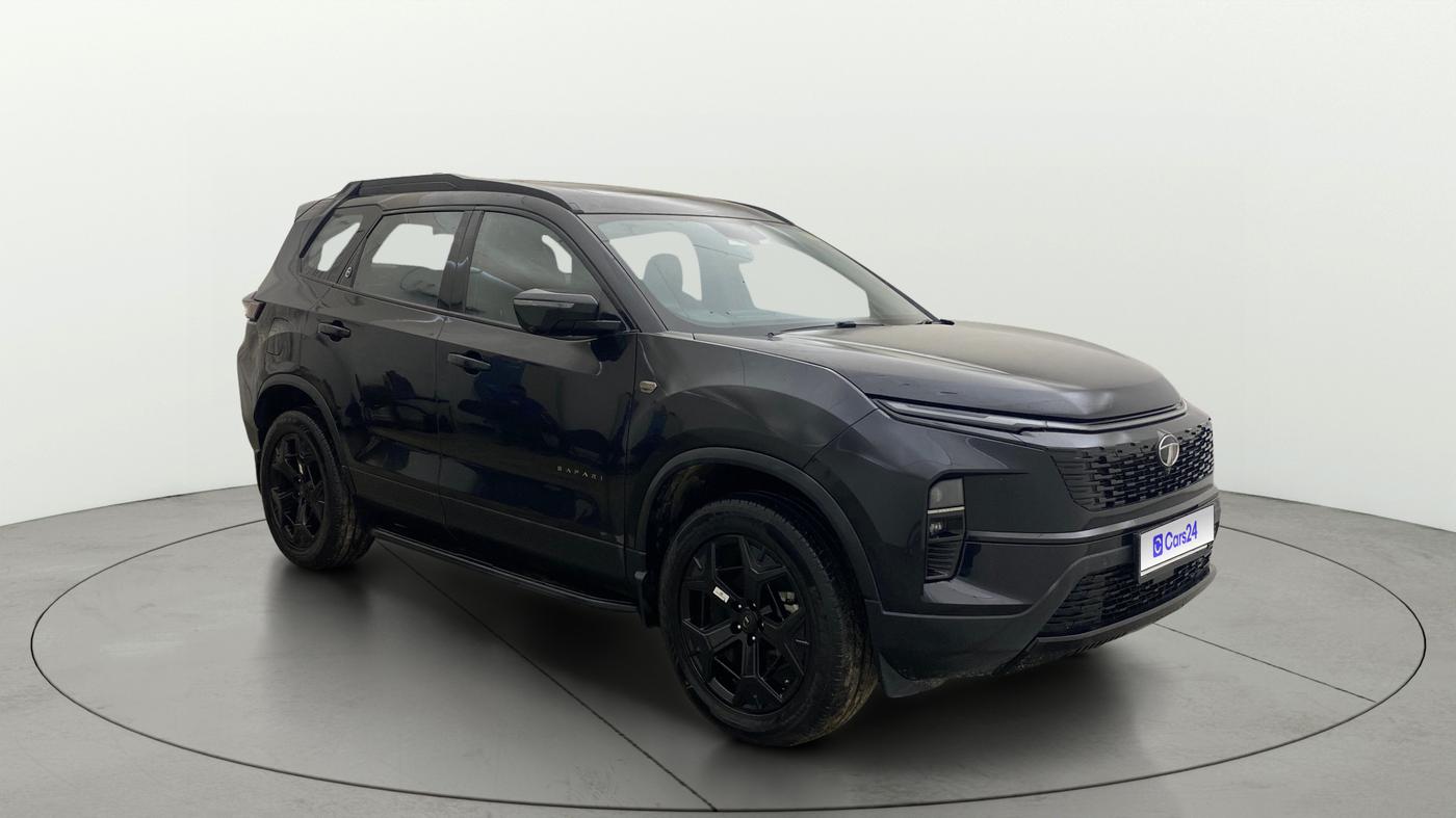 2023 Tata Safari ADVENTURE PLUS DARK EDITION, Diesel, Manual, 17,924 km, Right Front Diagonal