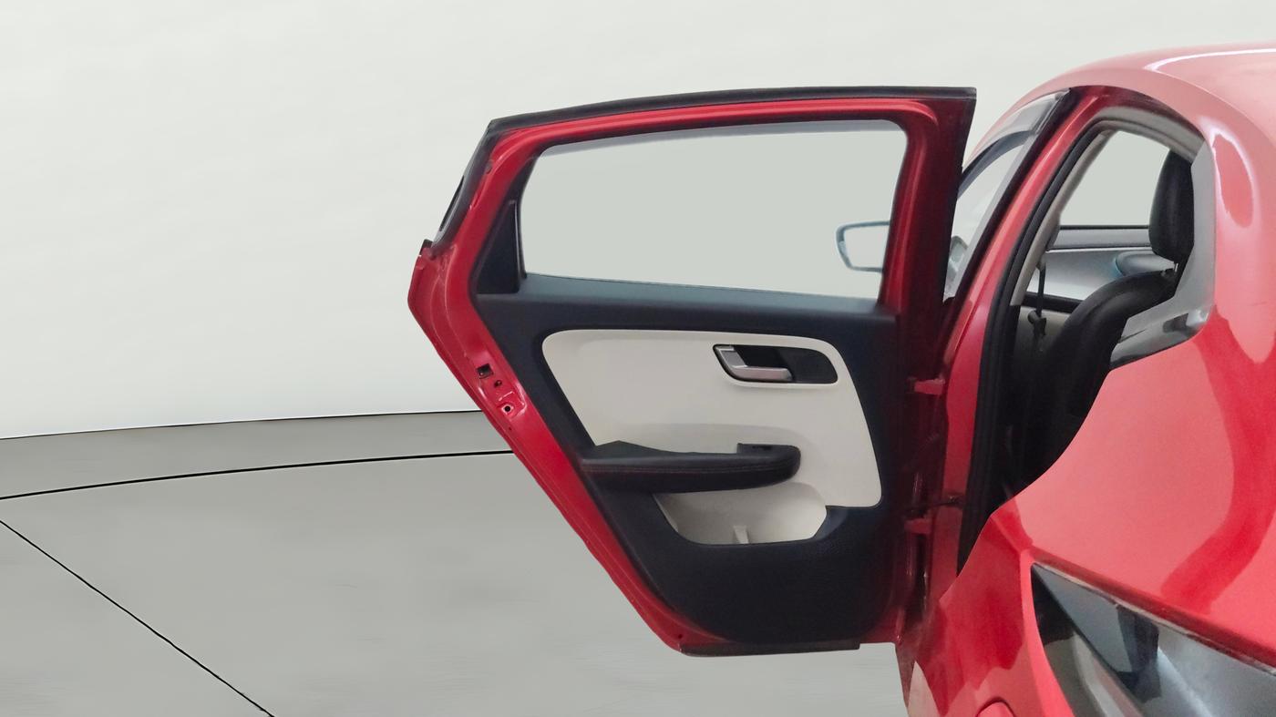 2023 Tata ALTROZ XZ Plus Sunroof i-Turbo , Petrol, Manual, 63,040 km, LHS Rear Door
