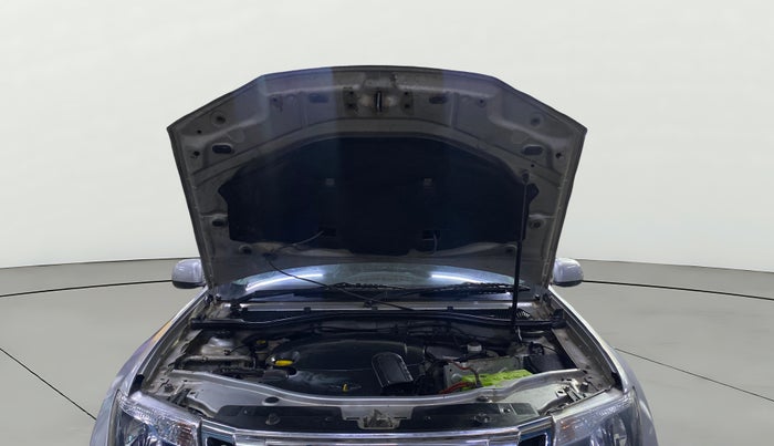 2015 Nissan Terrano XL D PLUS, Diesel, Manual, 1,00,083 km, Open Bonet