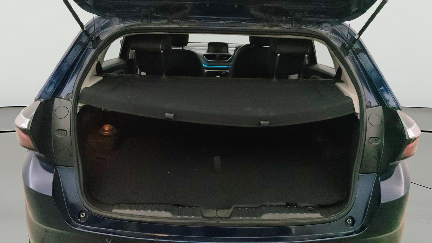 2024 Tata ALTROZ XZ PLUS O SUNROOF CNG, CNG, Manual, 16,365 km, Boot Open Zoomed View