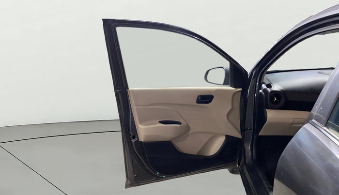 2020 Hyundai NEW SANTRO SPORTZ MT, Petrol, Manual, 15,301 km, LHS Front Door