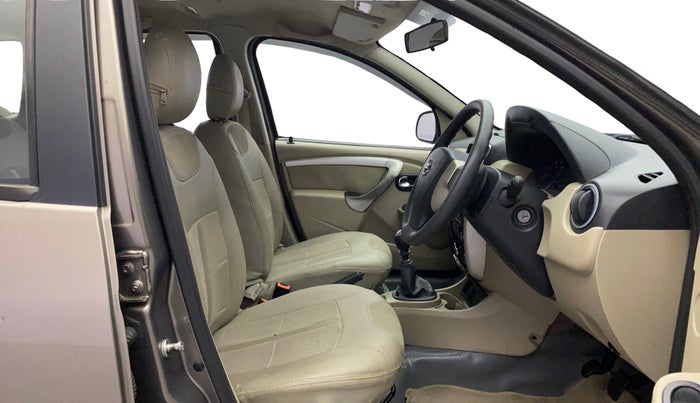 2014 Nissan Terrano XL (D), Diesel, Manual, 83,991 km, Right Side Front Door Cabin