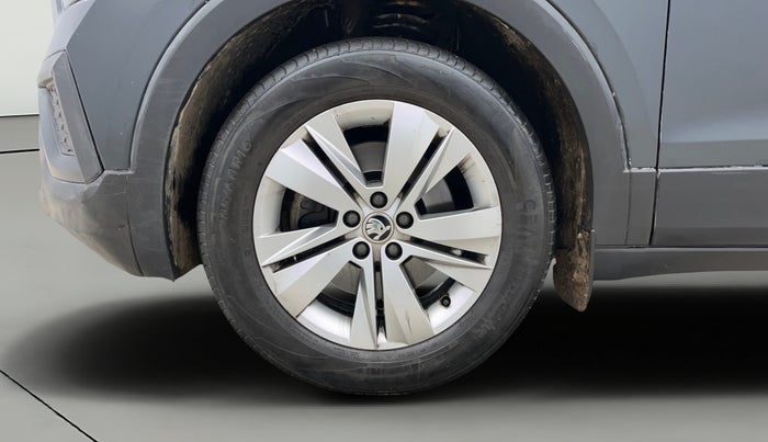 2023 Skoda KUSHAQ AMBITION 1.5 TSI MT, Petrol, Manual, 51,255 km, Left Front Wheel