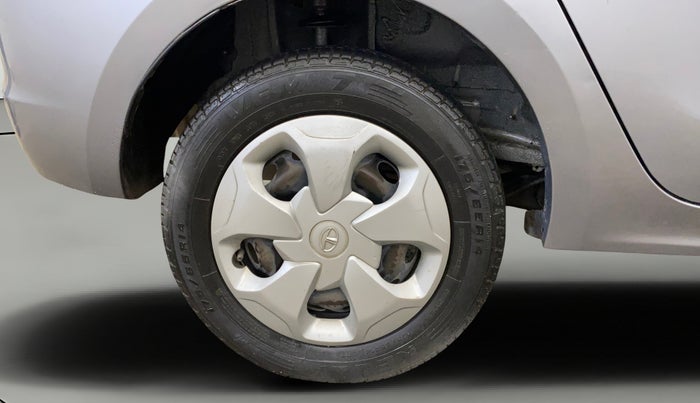 2018 Tata TIGOR XM PETROL, Petrol, Manual, 71,571 km, Right Rear Wheel