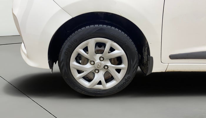 2018 Hyundai Grand i10 SPORTZ U2 1.2 CRDI, Diesel, Manual, 1,13,537 km, Left Front Wheel