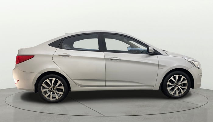 2016 Hyundai Verna 1.6 VTVT SX, Petrol, Manual, 38,980 km, Right Side View