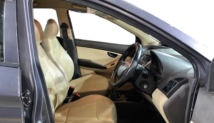 2017 Hyundai Eon ERA +, Petrol, Manual, 43,189 km, Right Side Front Door Cabin
