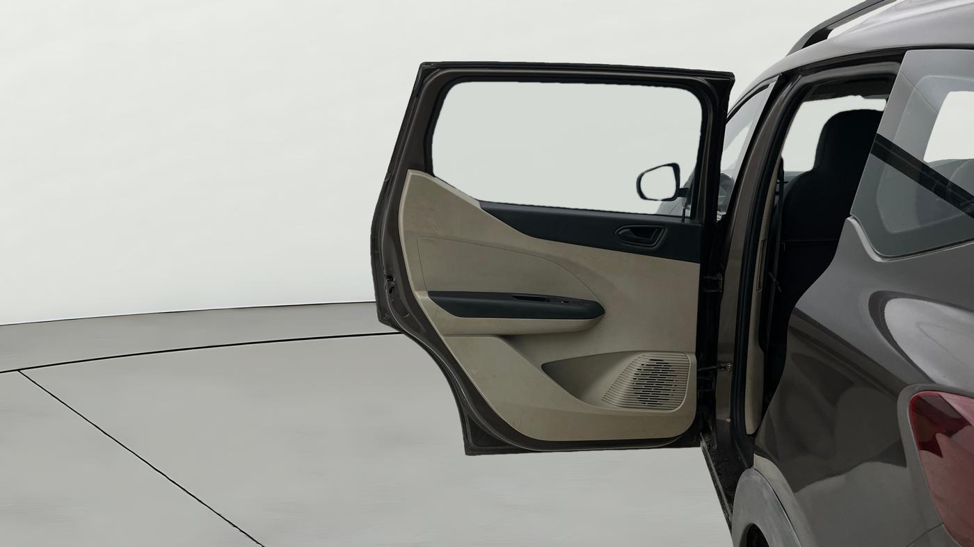 2023 Renault TRIBER RXT, Petrol, Manual, 47,504 km, LHS Rear Door