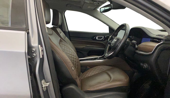 2022 Jeep MERIDIAN LIMITED (O) 4X4 AT, Diesel, Automatic, 36,602 km, Right Side Front Door Cabin