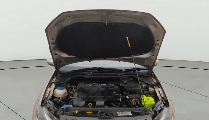 2016 Volkswagen Vento HIGHLINE 1.5 AT, Diesel, Automatic, 86,836 km, Open Bonet