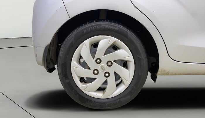 2018 Hyundai NEW SANTRO SPORTZ AMT, CNG, Automatic, 24,480 km, Right Rear Wheel