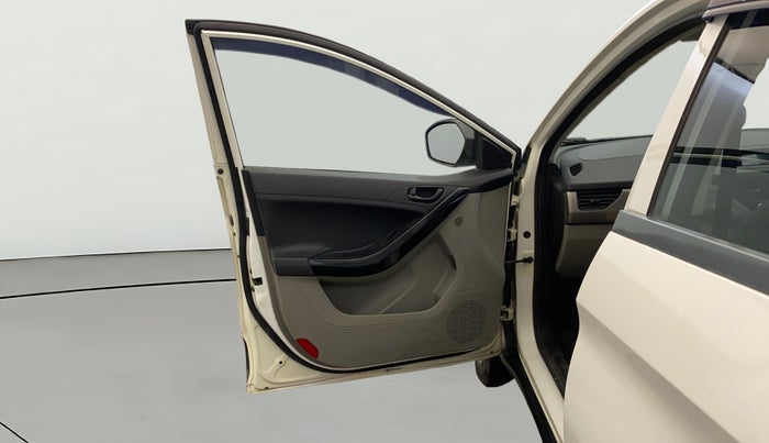 2019 Tata NEXON XM PETROL, Petrol, Manual, 62,158 km, LHS Front Door