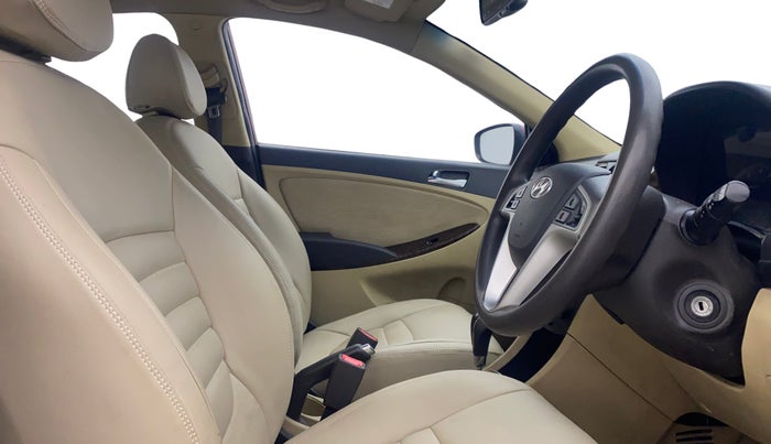 2014 Hyundai Verna FLUIDIC 1.6 VTVT SX AT, Petrol, Automatic, 85,241 km, Right Side Front Door Cabin